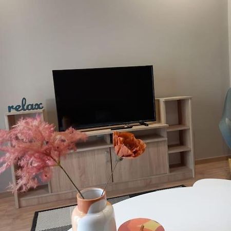 Kassandrou Deluxe Apartment Tesalonika Bagian luar foto