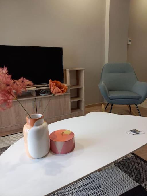 Kassandrou Deluxe Apartment Tesalonika Bagian luar foto