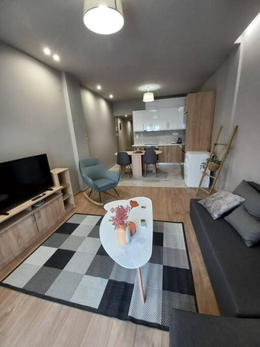 Kassandrou Deluxe Apartment Tesalonika Bagian luar foto