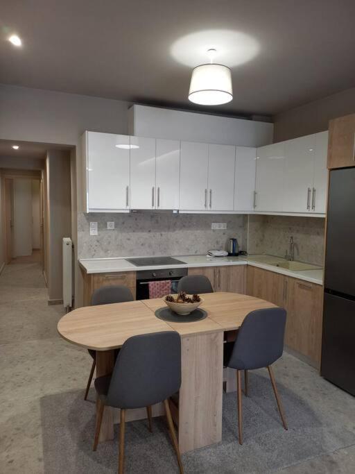 Kassandrou Deluxe Apartment Tesalonika Bagian luar foto
